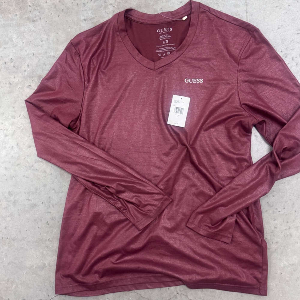 Men’s Guess Los Angeles Dark Wine Shine V Neck Long Sleeve Shirt Size Large